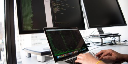 photography-of-person-typing-1181675 photography-of-person-typing-1181675